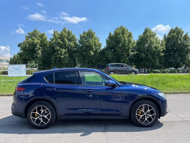 Alfa Romeo Stelvio 2.2 Turbodiesel 210 CV AT8 Q4 - Foto 5