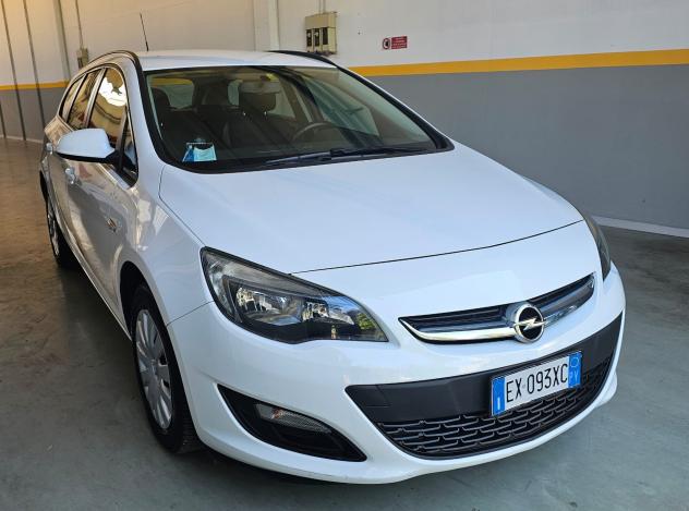 Astra 1.6 Diesel 2015 Unico Proprietario - Foto 9