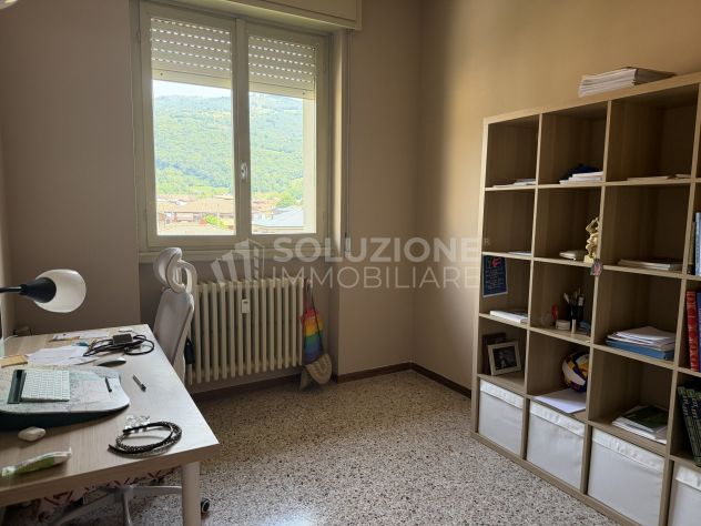 QUADRILOCALE ALL'ULTIMO PIANO - Foto 8