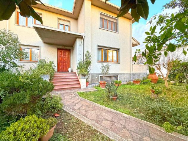 Villa in vendita a Cecina 310 mq Rif: 1367354