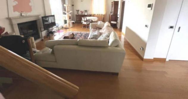 Immobile in asta di 292 m² con più di 5 locali e box auto in vendita a Pianengo - Foto 3
