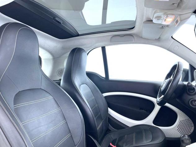 smart fortwo 70 Twinamic Prime ** IVA ESPOSTA ** - Foto 8