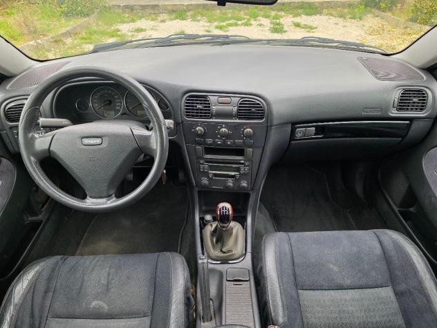 VOLVO V40 1.9D DIESEL ASI OK NEOPATENTATI - Foto 10