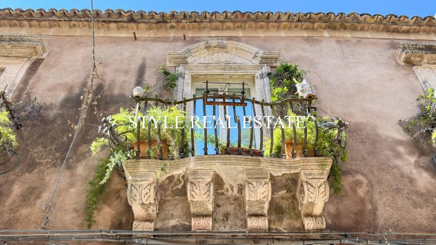 ORTIGIA MUSEO BELLOMO-FONTE ARETUSA IN PALAZZO BAROCCO CON TERRAZZO - Foto 6