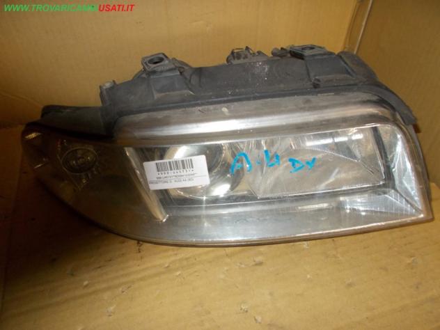 PROIETTORE D. AUDI A4 (8D) Parti elettriche Fanaleria Proiettori Proiettore ant. AUDI - A4 - 01-02-1995 - 01-12-2000