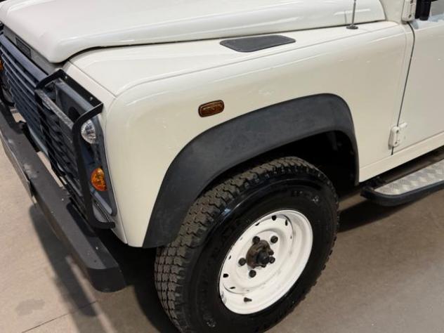 LAND ROVER Defender 130 2.5 Td5 cat CrewCab S rif. 23712635 - Foto 7