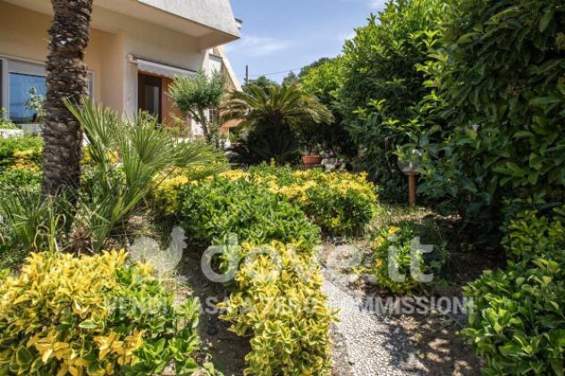 Villa di 335 m² con più di 5 locali e box auto in vendita a Taranto - Foto 5