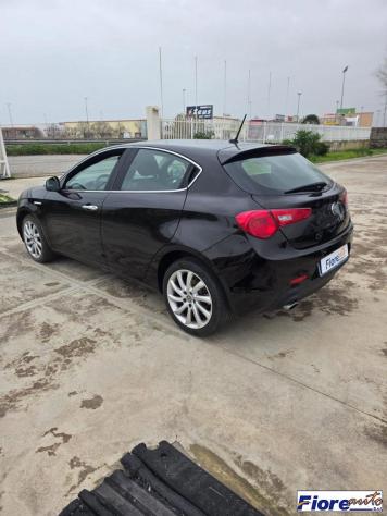 ALFA ROMEO - Giulietta - 1.6 JTDm 120 CV Super - Foto 8