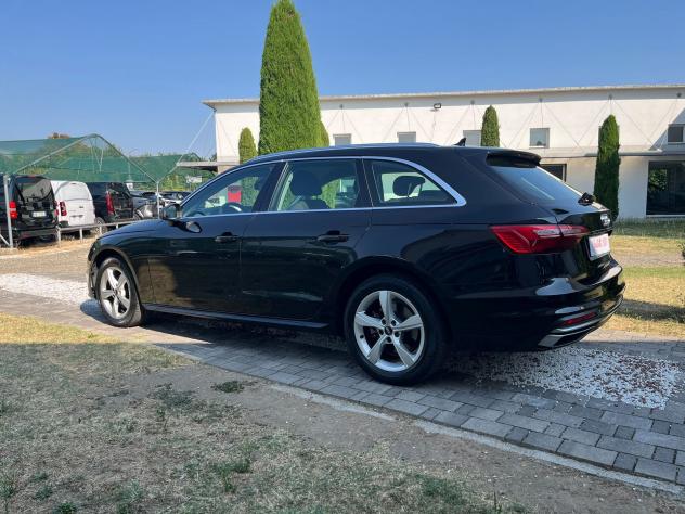 Audi A4 30 2.0 tdi mhev S line Edition 136cv s-tronic - Foto 2