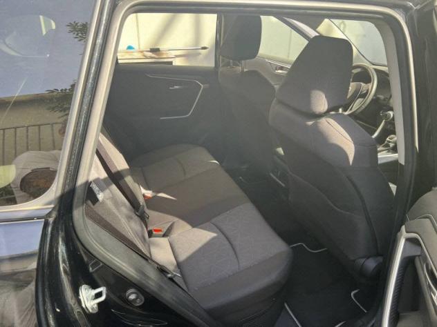 Toyota RAV4 2.5 HV (218CV) E-CVT Dynamic 2WD - Foto 4