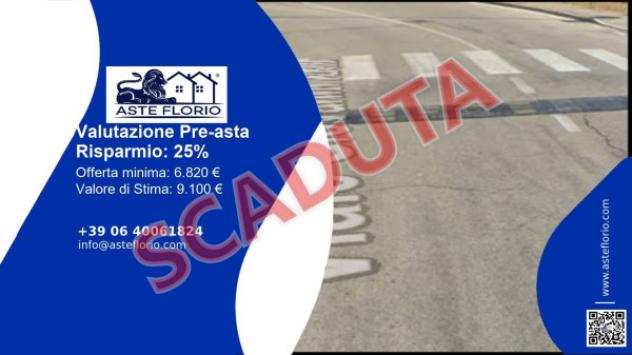 Immobile in asta di 24 m², box auto in vendita a Recanati