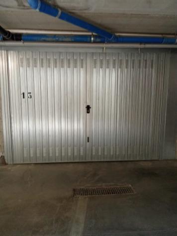 AMPIO BILOCALE CON DUE BAGNI E TERRAZZO PRIVATO CON GARAGE DOPPIO - Foto 15