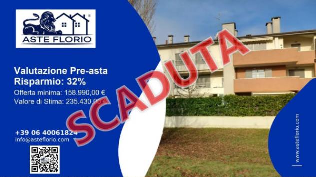 Immobile in asta di 101 m², box auto in vendita a Ravenna