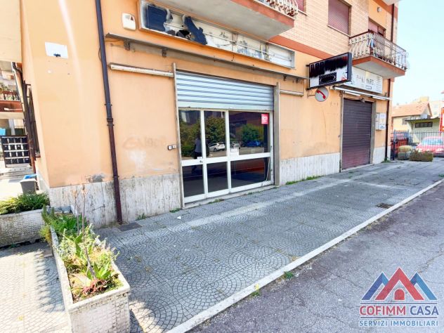 Locale commerciale centrale 74 mq a Sora Via San Giuliano