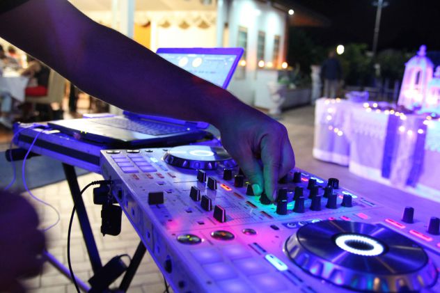 DEEJAY & ANIMAZIONE PER IL TUO INDIMENTICABILE PARTY! - Foto 5