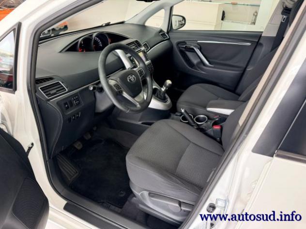 TOYOTA Verso 2.0 D Active 7 posti rif. 23896893 - Foto 10