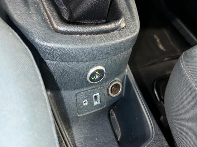 Ford Fiesta 1.4 3 porte Bz.- GPL - Foto 10