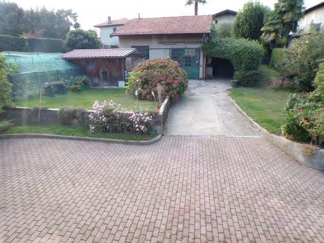 Laveno Mombello - casa singola con giardino - Foto 3