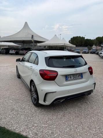 MERCEDES - Classe A - A 180 d Premium - Foto 4