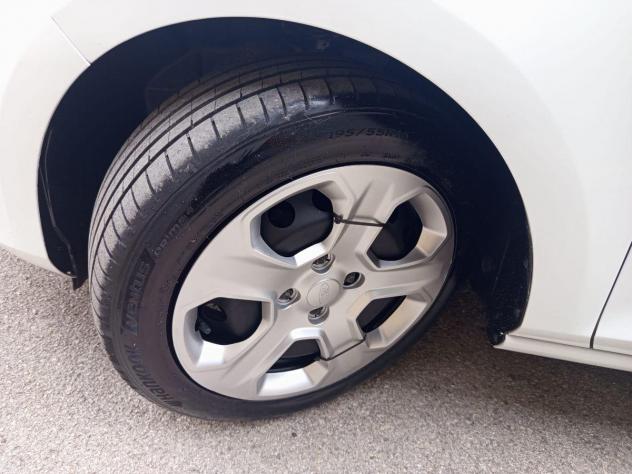 FORD Fiesta Plus 1.5 TDCi 5p. 2018 - Foto 10