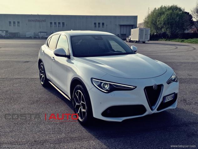 ALFA ROMEO Stelvio 2.2 T.diesel 210 CV AT8 Q4 Exec. - Foto 4
