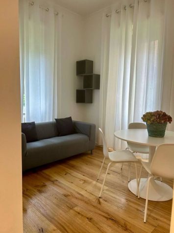 Universita Bocconi stupendo quadrilocale + 2 bagni nuovissimo  per studenti