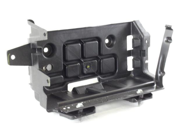 05112061AK SUPPORTO BATTERIA MASERATI GHIBLI 3.0 B 5P AUT (2021) RICAMBIO USATO