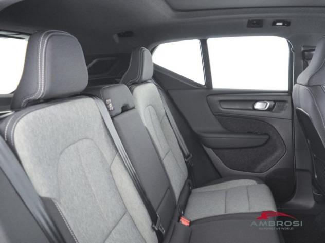 VOLVO XC40 B3 Mild hybrid Benzina Core rif. 24117542 - Foto 10