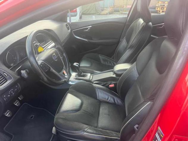 VOLVO V40 D4 R-design Momentum Stupenda Bellissima rif. 23916110 - Foto 8