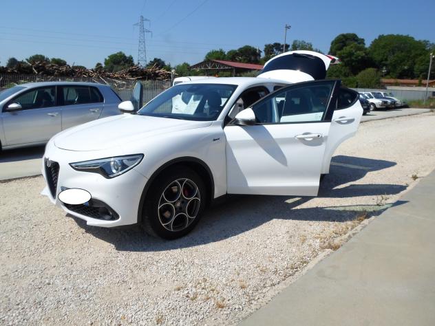Alfa Romeo Stelvio 2.2 Turbodiesel 190 CV AT8 Q4 Sprint - Foto 10