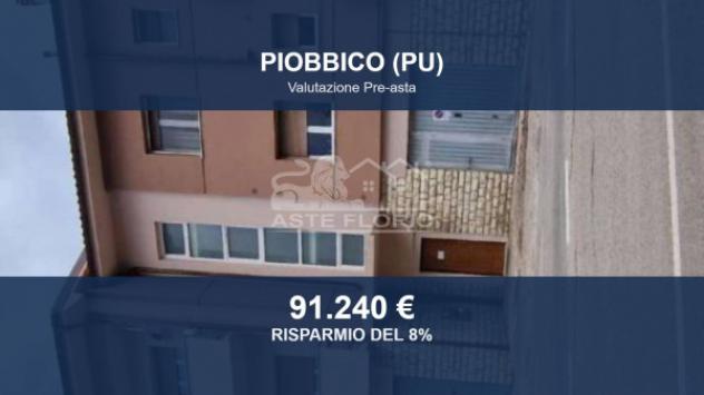 Immobile in asta di 116 m² con più di 5 locali e box auto in vendita a Piobbico
