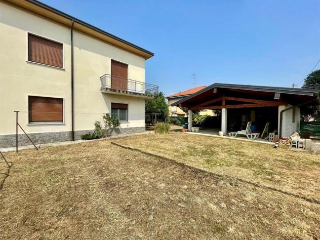 VILLA SINGOLA BIFAMIGLIARE COMPOSTA DA 2 QUADRILOCALI - GIARDINO - Foto 16