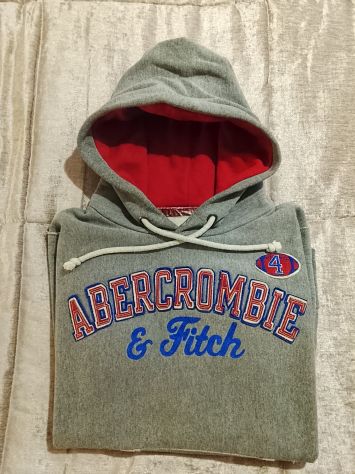 Abercrombie & Fitch felpa cappuccio