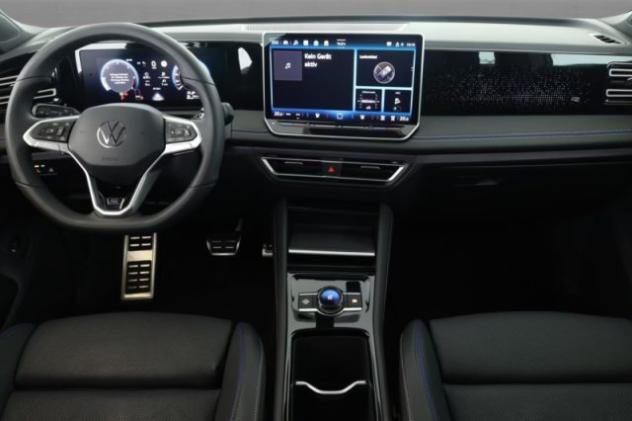VOLKSWAGEN Tiguan 2.0 TDI 193 CV DSG 4MOTION R-Line rif. 24072200 - Foto 5