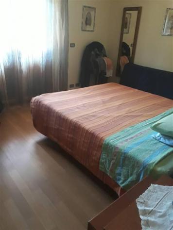 Porzione di bifamiliare con ampio giardino e piscina vendesi - Foto 13