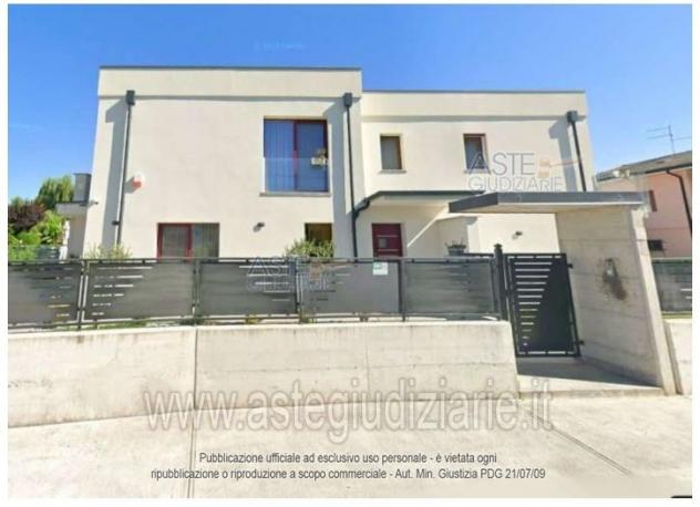 IMMOBILI-IMMOBILE RESIDENZIALE-Via San Vito 52