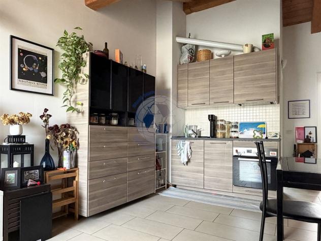 Monza Centro Bilocale mansardato con terrazzo NON ARREDATO - Foto 8