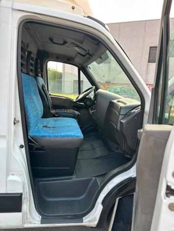 Iveco Daily 35C9/Bar.tor.2.8 TDI PC-RG Cab. - Foto 5