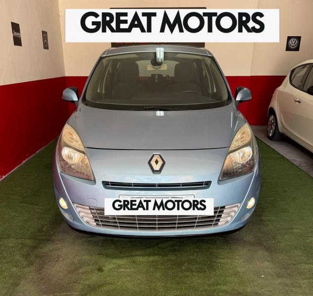 Renault Scic 1.5 dCi 110CV 7 POSTI