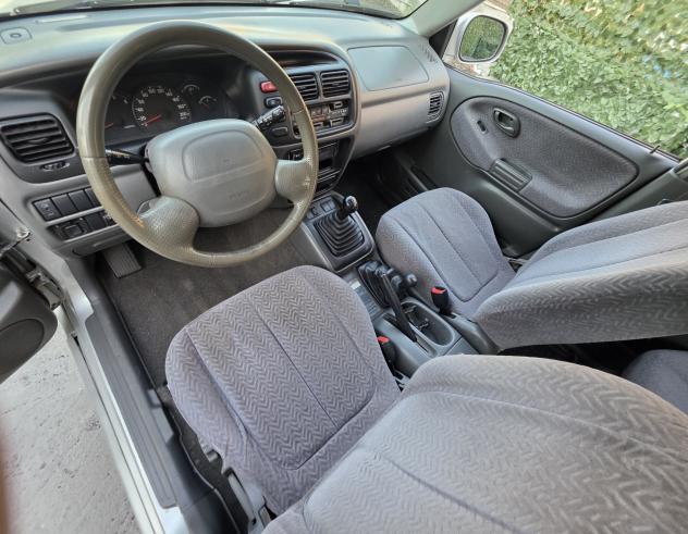 Suzuki Grand Vitara 2.0 TDI 4X4 Autocarro ZAMPOGNAUTO CT - Foto 6