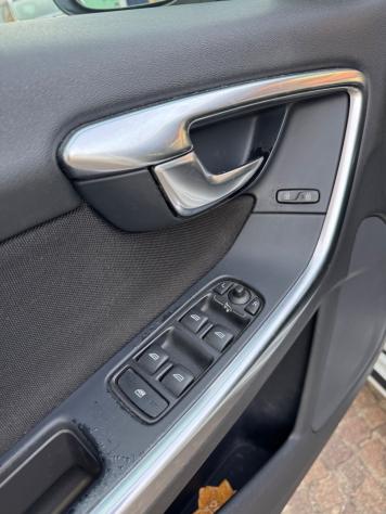 Volvo V60 D3 Kinetic - Foto 10