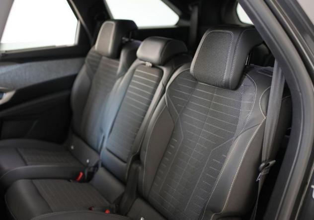 NEW PEUGEOT - 5008 - Hybrid 145 e-DCS 6 GT#7 POSTI! - Foto 10