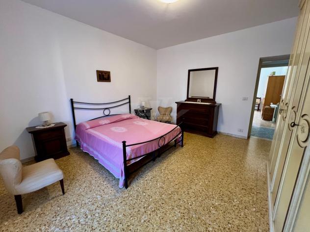 APPARTAMENTO di 7 vani e di 133 mq (PIETRASANTA - Pietrasanta ) rif. 604/VE - Foto 3