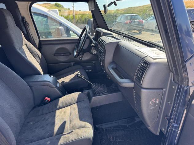 Jeep Wrangler Hard Top 2.4 Sport - Foto 7