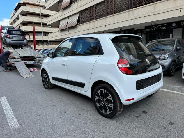 Renault Twingo TCe 95 CV EDC Intens LED PDC BLUETOOTH CERCHI 15 - Foto 4