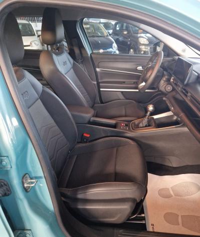 Jeep Avenger Avenger 1.2 turbo Altitude fwd 100cv - Foto 8