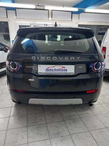 Land Rover Discovery Sport 2.0 TD4 anno 2016 145 mila km - Foto 7
