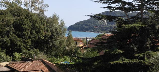 Villa d'epoca con ampi spazi esterni - Foto 6