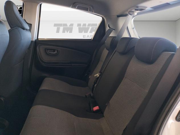 Toyota Yaris 1.5 Hybrid - NEOPATENTATI - Foto 10