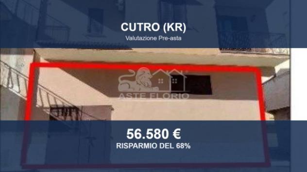 Immobile in asta di 286 m² con più di 5 locali in vendita a Cutro